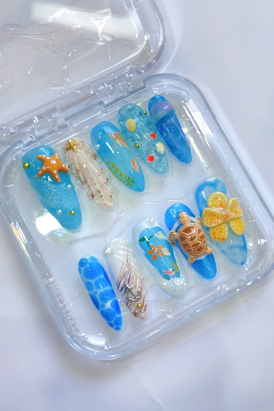 Merli press on Nail Nha Trang