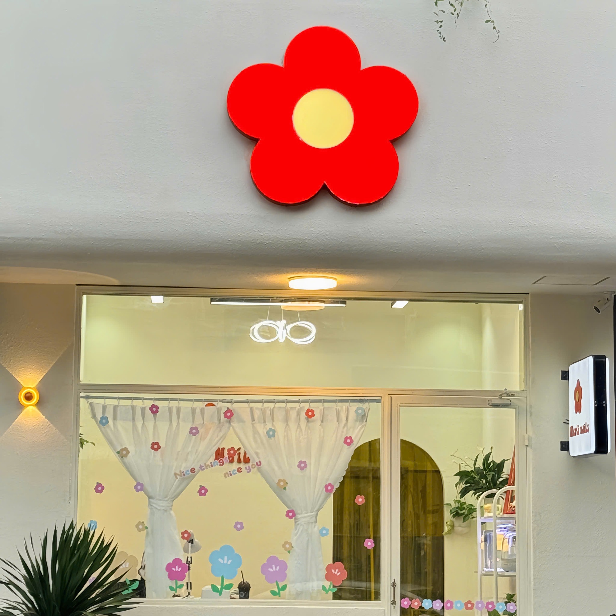 Merli Nails 나트랑 매장 내부